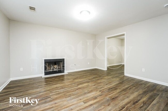 Photo - 2007 Sandbrook Ct SW