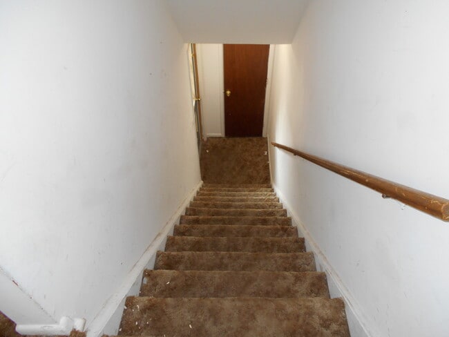 Photo - 718 E 18th St