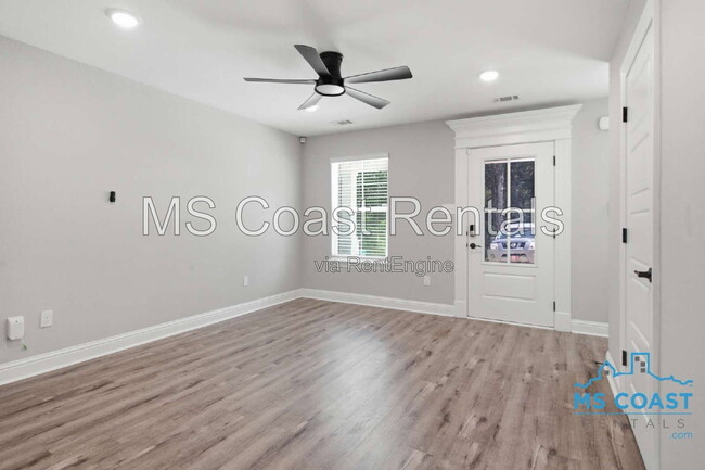 13393 Rene Ave