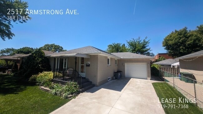 Building Photo - Updated Ranch with Garage in Fountain Bleu