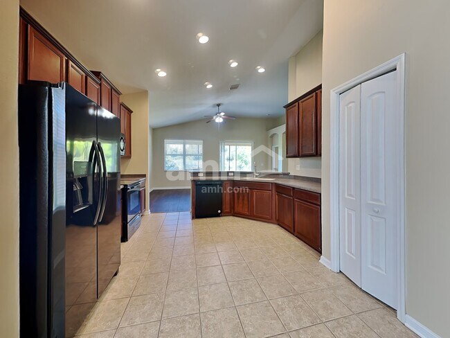 Photo - 7131 Forest Mere Dr