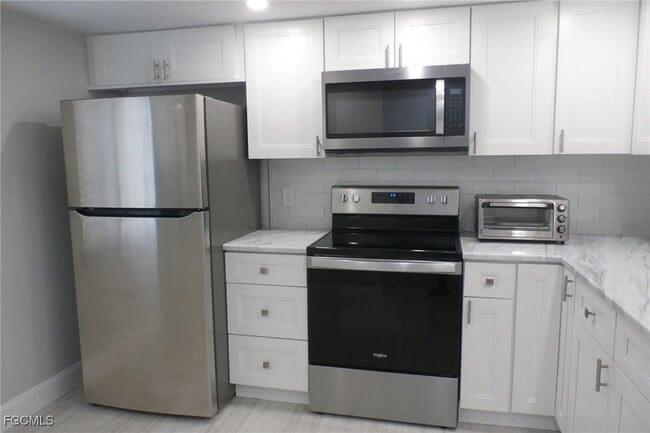 Photo - 11110 Caravel Cir Unit 101