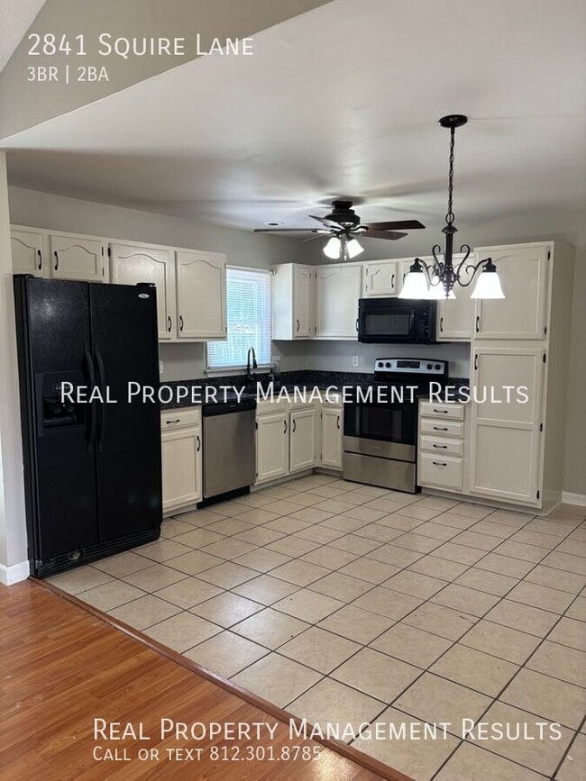 Photo - 2841 Squire Ln