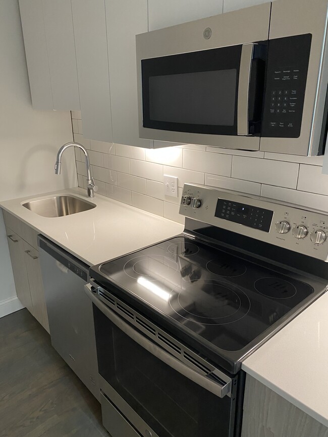 Building Photo - 115 Jersey St Unit 15 Rental