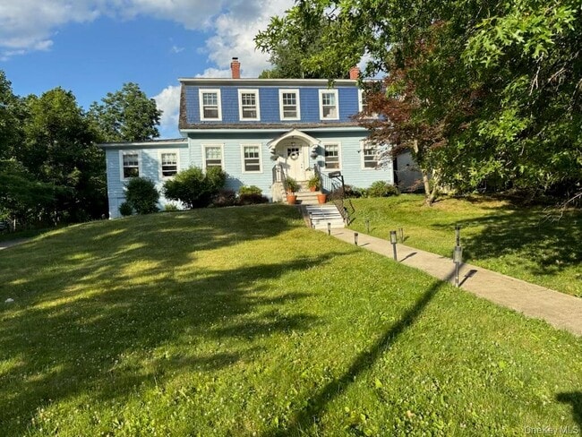Building Photo - 108 Hooker Ave