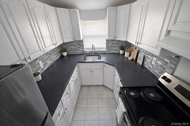 72-18 Elizabeth Ave Unit 2