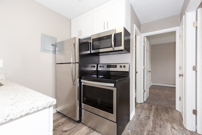 Photo - Beechmont Towers