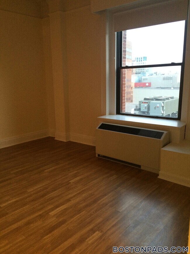 Photo - 62 Boylston St Unidad 925