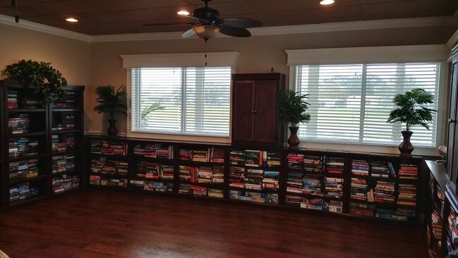 Photo - Sunlake Estates