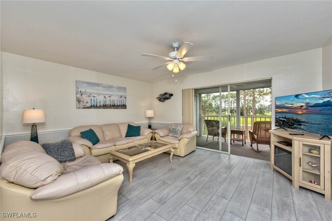Building Photo - 7360 Glenmoor Ln Unit 4208