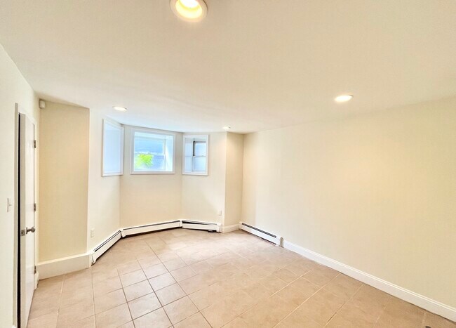 Photo - 59 Fort Ave Unit 1