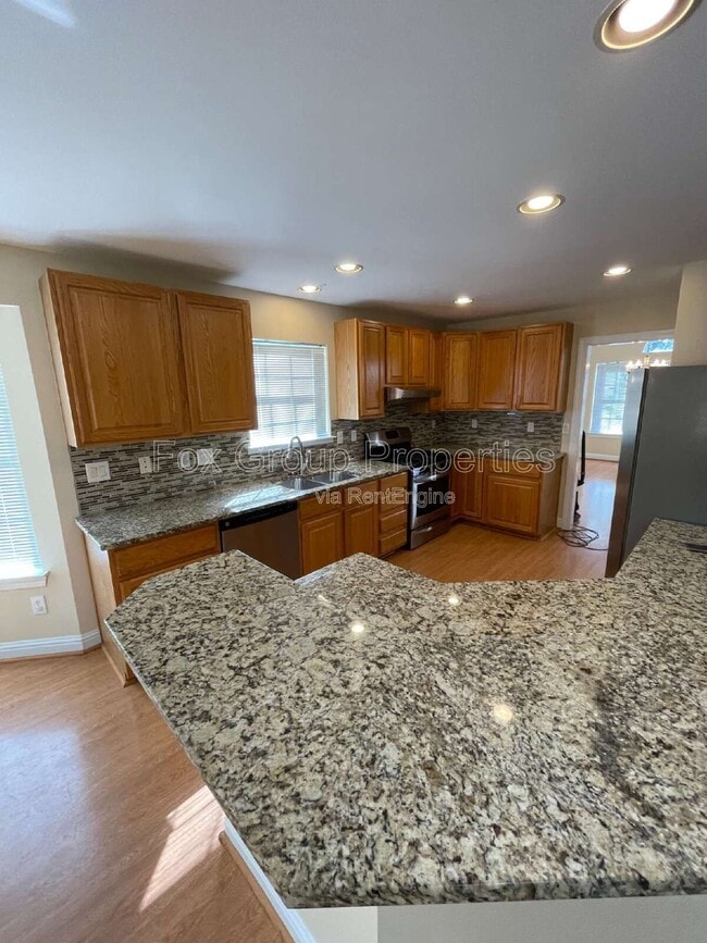 Photo - 20329 Berry Cir