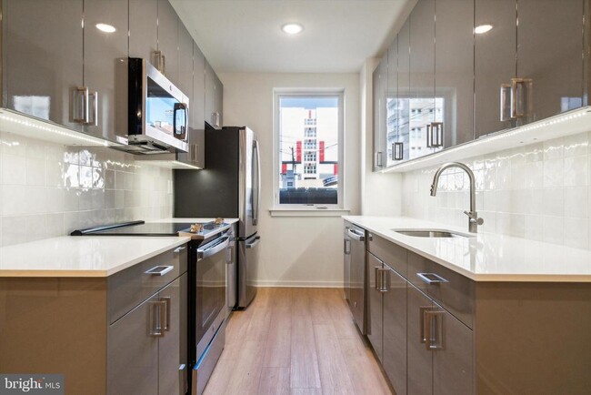 Photo - 225 N 12th St Unit 104