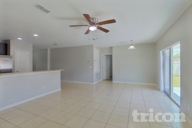 Photo - 2800 Glendive Dr