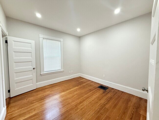 Photo - 71 Saxton St Unidad 1