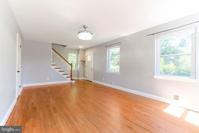 Photo - 2600 Arvin St