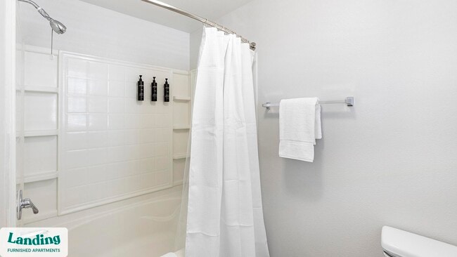 Photo - 9242 W Russell Rd Unidad 03-107.1410746