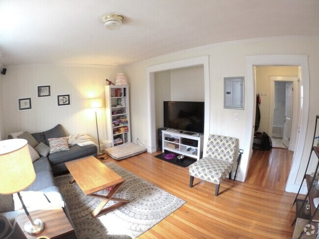 Building Photo - Cozy Brighton 2 Bed Rental