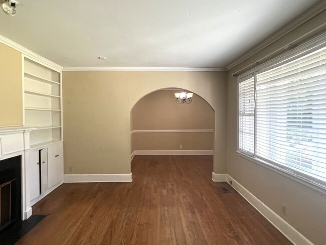 611 Corbin Ave