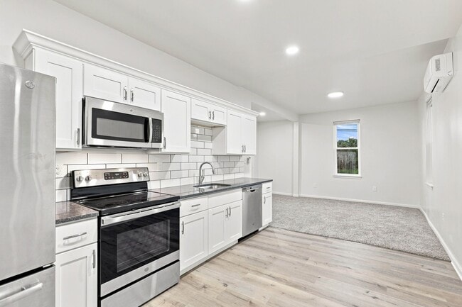 Photo - 1890 Water St Unit Apt 2