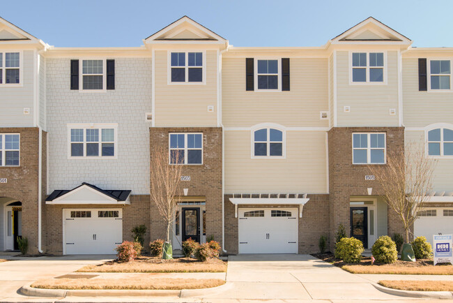 Photo - 1503 Gathering Park Cir Townhome