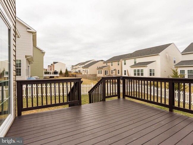 Building Photo - 220 Centennial Dr