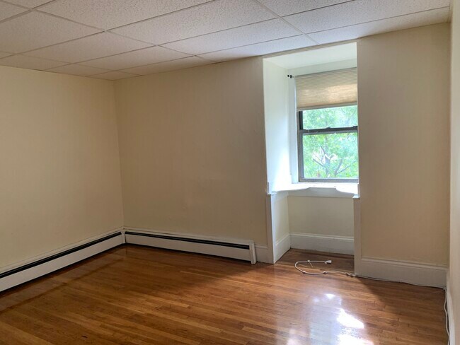 Photo - 177 Harvard St Unit 3