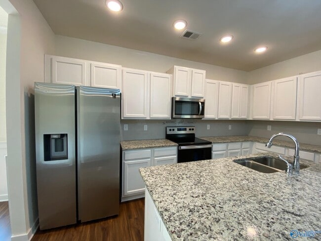 Photo - 4214 Textile Ln