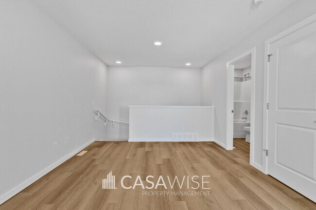 Photo - 21039-21025 25 Ave NW Unit GS