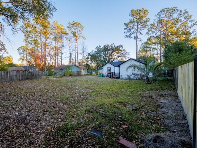 Photo - 804 Lakeland Ave