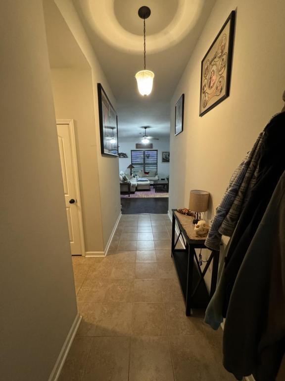 Photo - 16901 Desmare St