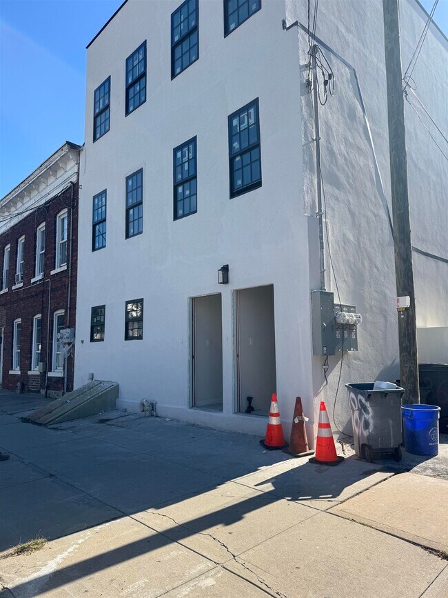Photo - 188 Heckel St