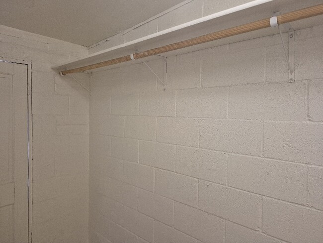 Photo - 613 W 41st St Unidad APARTMENT A