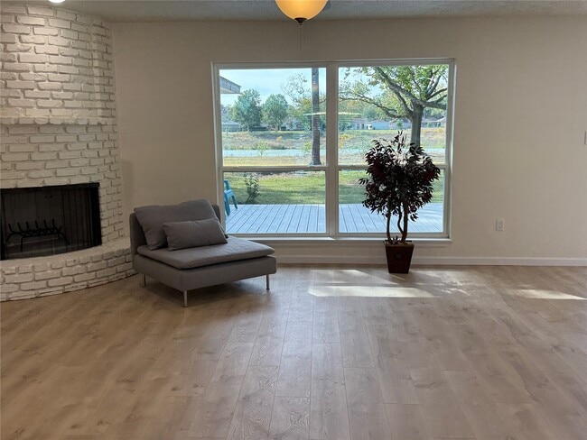 Photo - 15714 Torry Pines Rd