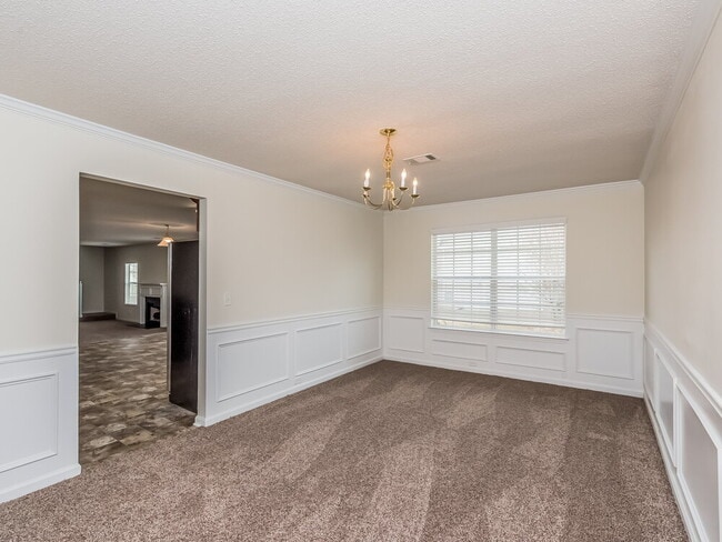 Photo - 1008 Spaniel Terrace