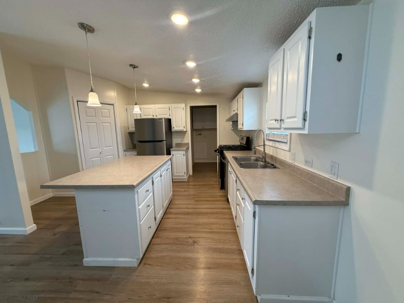 Photo - 3319 Ridgewood Ave