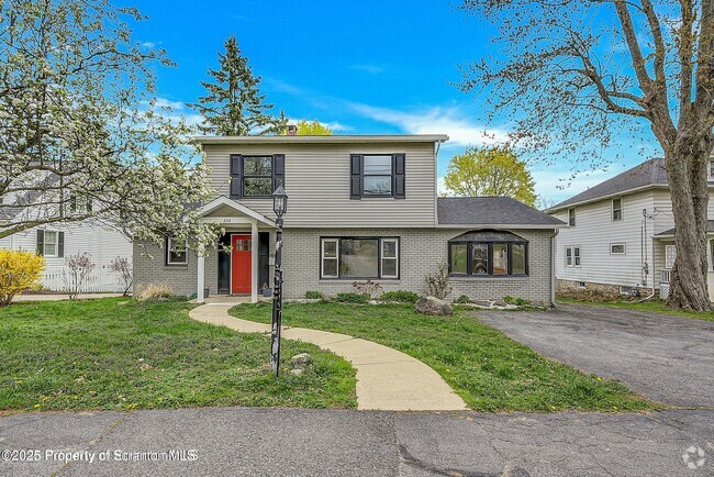 Building Photo - 224 S Abington Rd Rental
