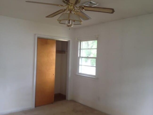 Photo - 515 York Ave