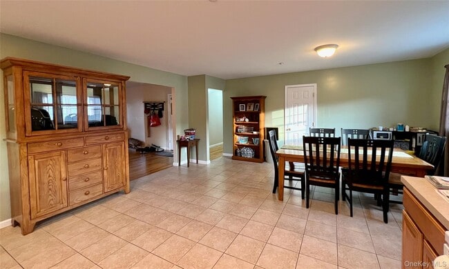 Photo - 18 Mechanic St Unit B