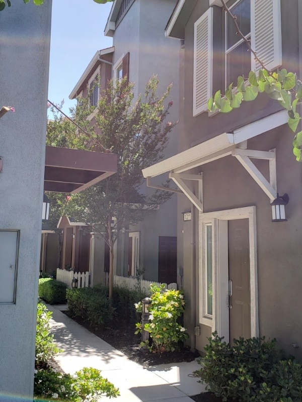 Photo - 1319 De Altura Common