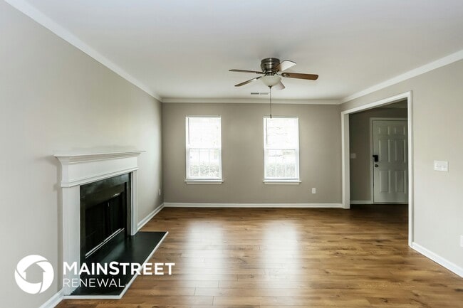 Photo - 514 Woodington Ln