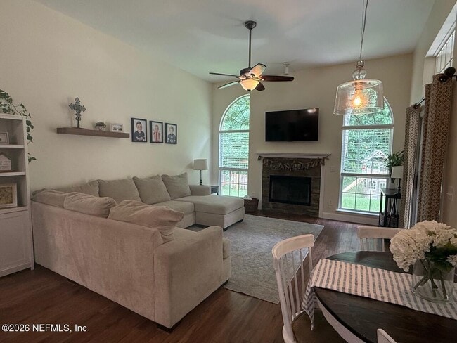 Photo - 1484 Wild Iris Ln