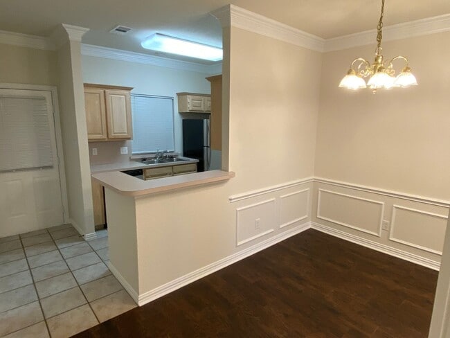 Photo - Quiet 2 bedroom townhome close to Downtown...