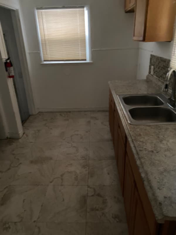 Photo - 15803 Coyle St