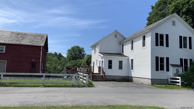 Building Photo - 234 Colebrook Rd
