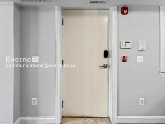 Photo - 2438 Callow Ave