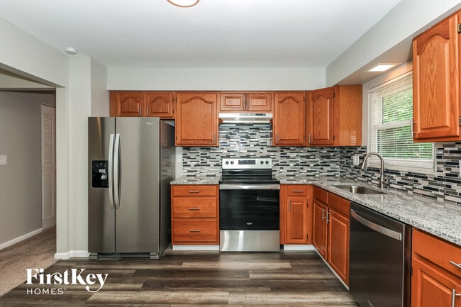 Photo - 4287 Honeybrook Ave