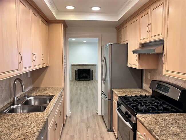 Photo - 18849 Lister Ln