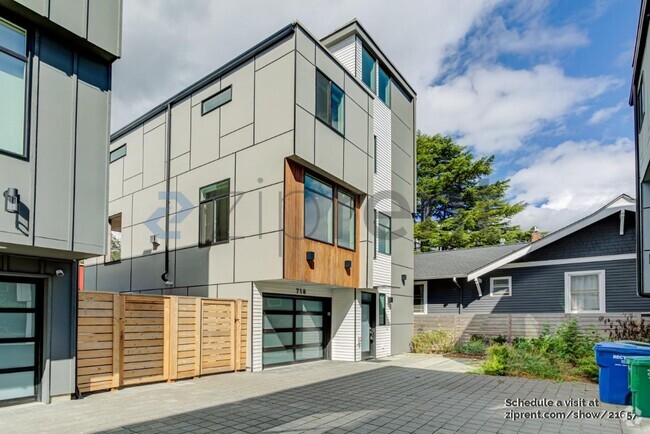 Building Photo - 718 N 49th St Rental