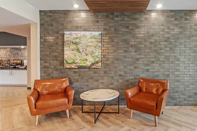 Furnished Studio-Asheville